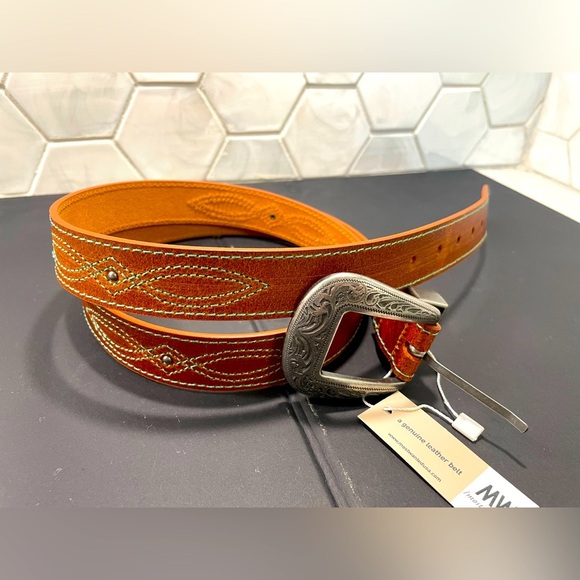 Accessories - Most Wanted Genuine Leather Gaucho Belt Tan Silver Buckle Green Stitching XL NEW